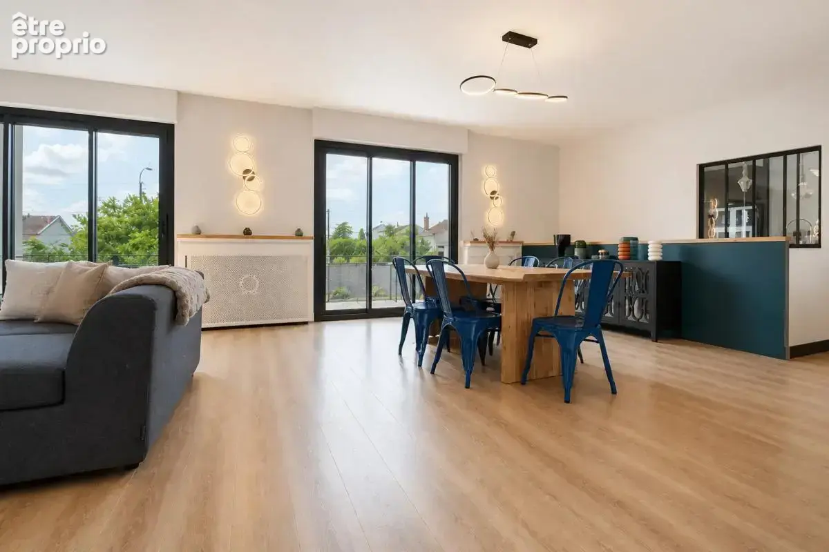 Maison de 8 pièces de 225 m² à Limoges avec piscine - photo 5