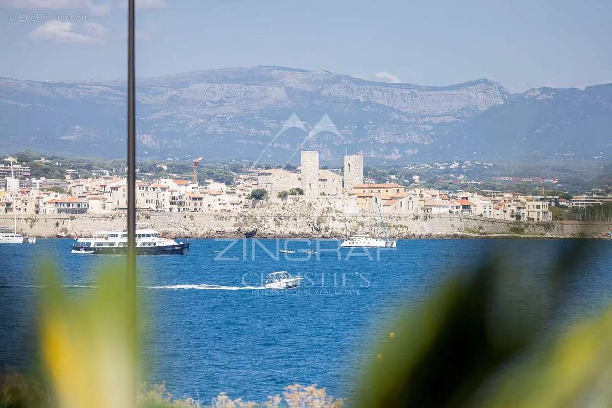 Maison à ANTIBES