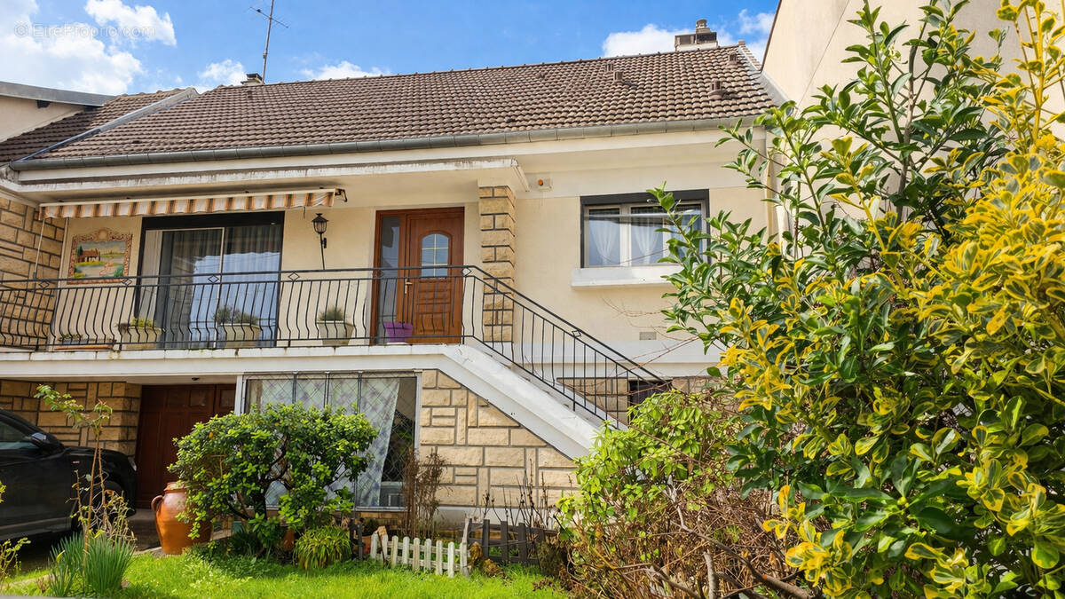 Maison à NEUILLY-PLAISANCE