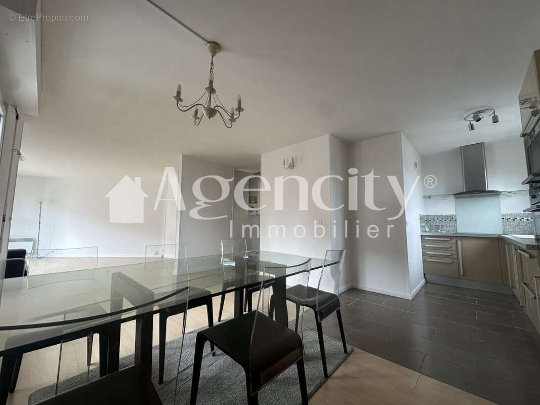 Appartement à CHAMPS-SUR-MARNE