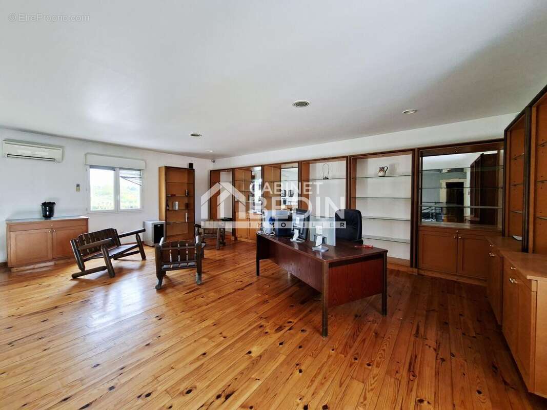 Maison à AMBARES-ET-LAGRAVE