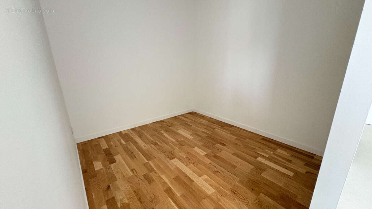 Appartement à SAINT-CYR-SUR-LOIRE