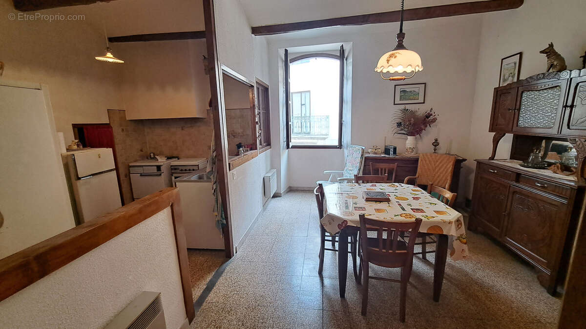 Appartement à SAINT-BAUZILLE-DE-PUTOIS