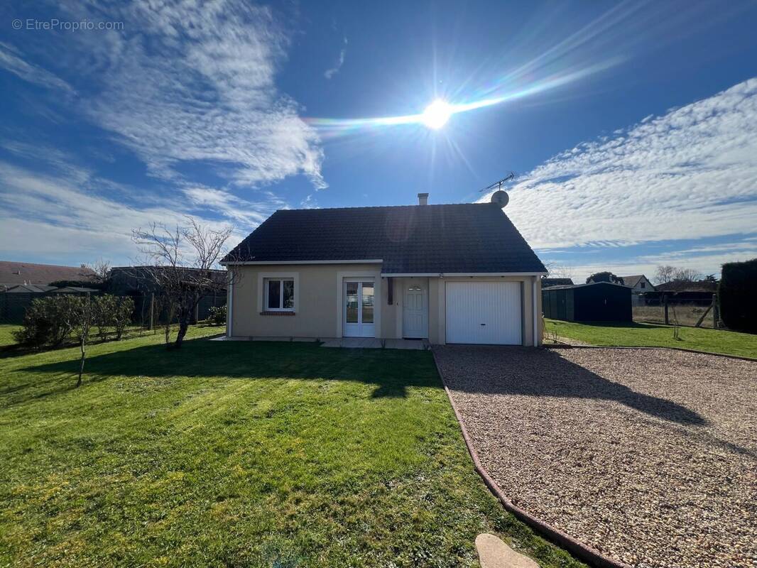 Maison à SAINT-MARTIN-SUR-OCRE