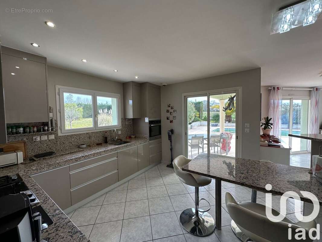 Maison 166 m² à Belus  - photo 4