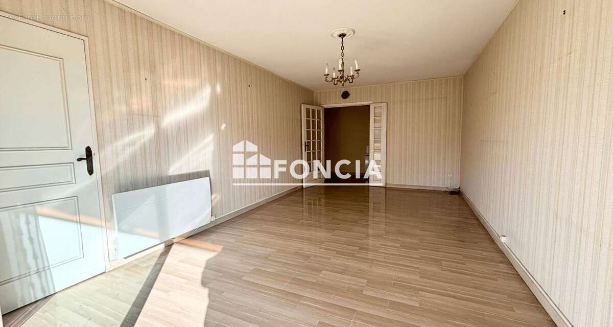 Appartement à SAINT-RAPHAEL