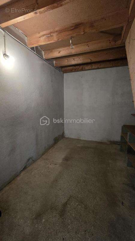 Maison à VASLES