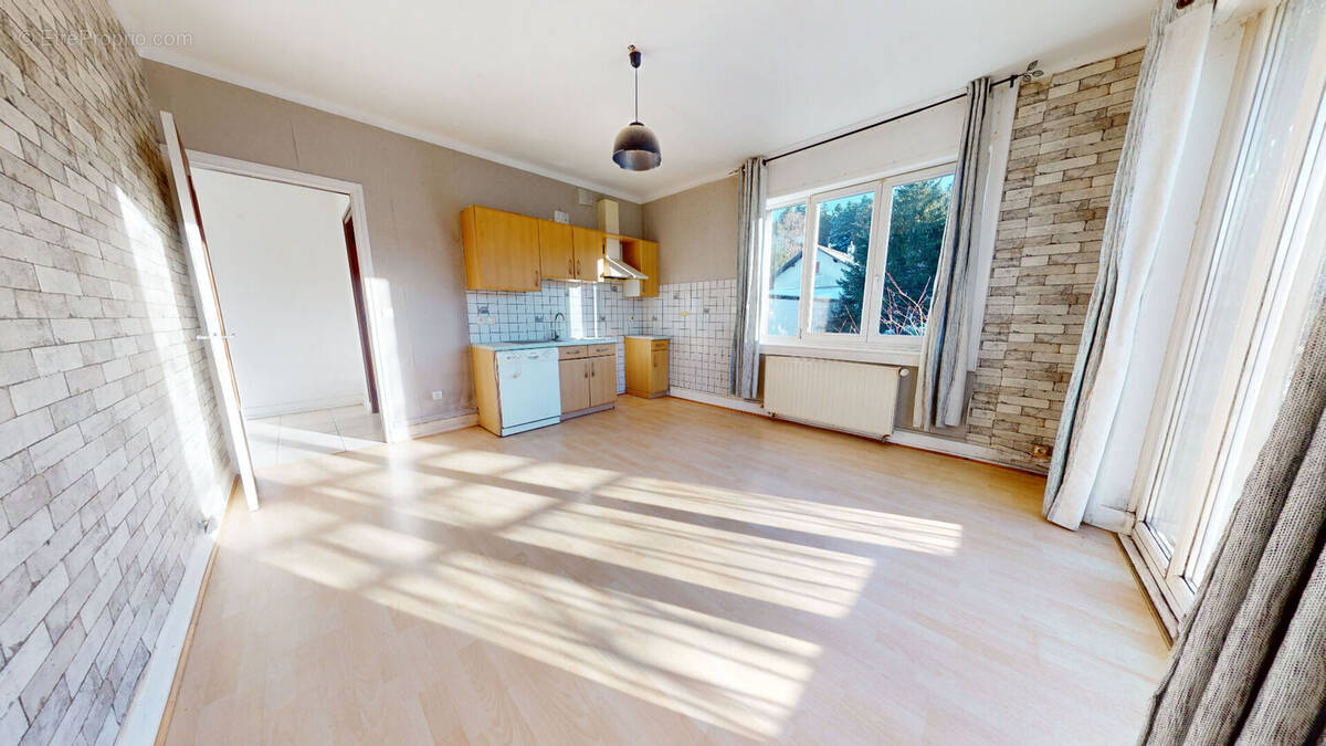 Appartement à MAICHE