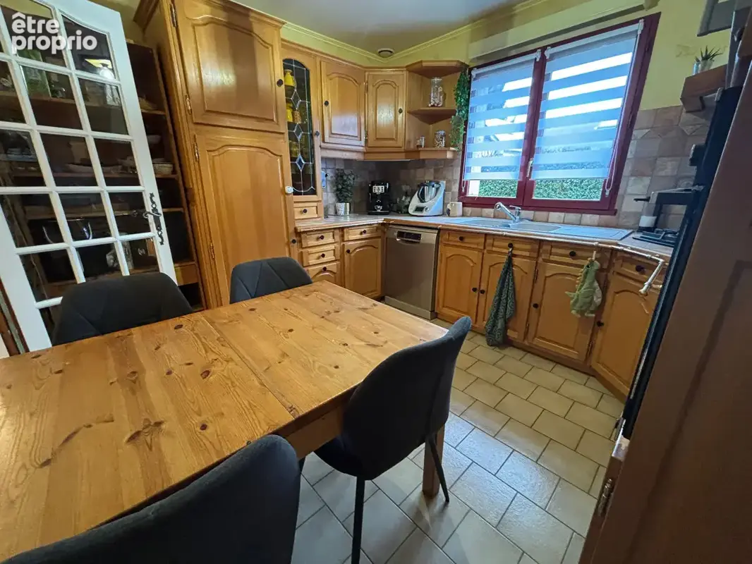 Maison  5 pièce(s) 120 m2 LA HAYE DU THEIL - photo 4