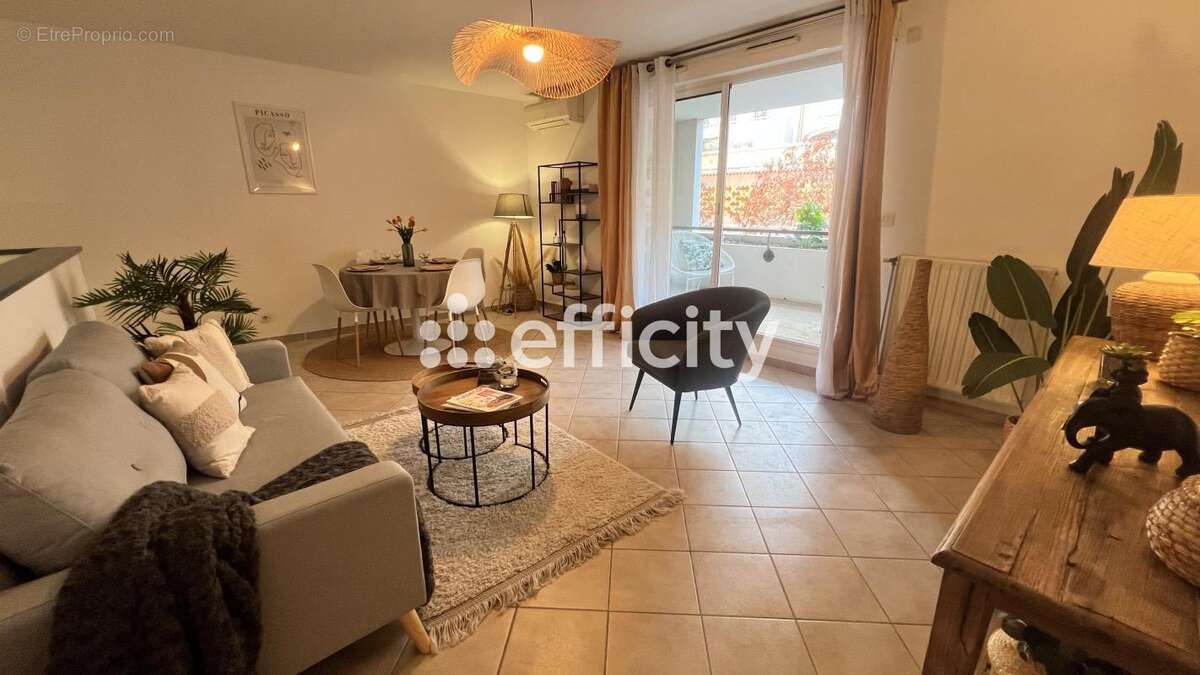 Appartement à AUBAGNE
