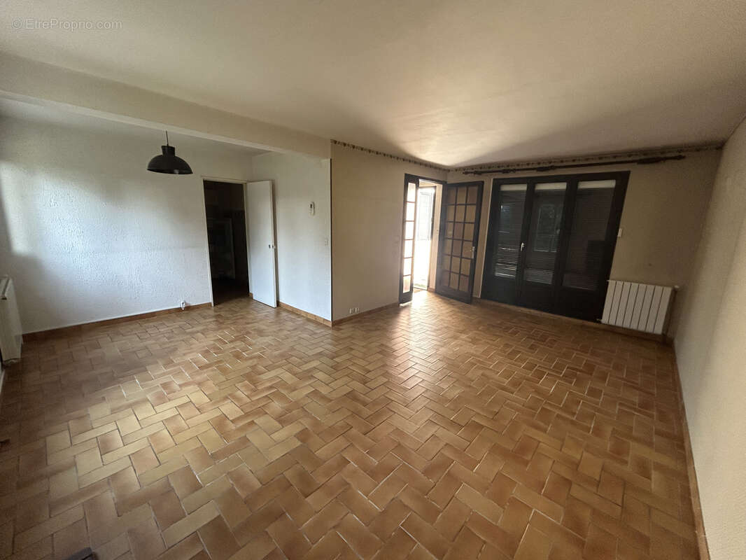 Maison à CLAYE-SOUILLY