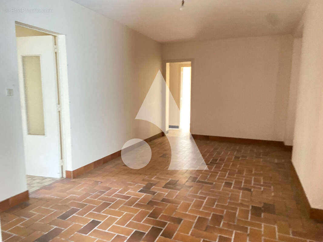 Appartement à LAMBALLE