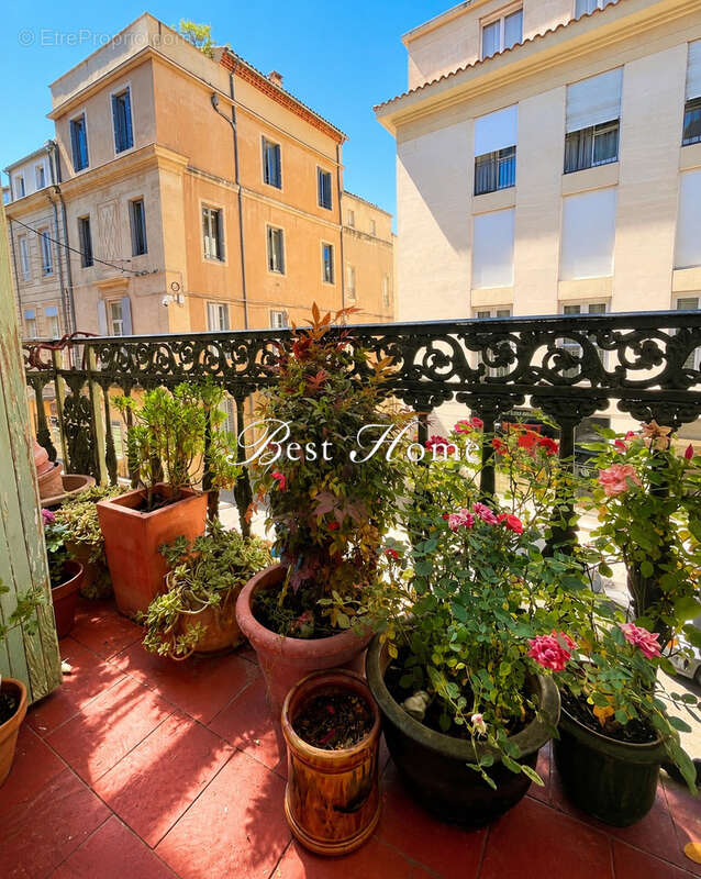 A VENDRE NÎMES Appartement T3 avec balcon  Maison Carrée / Carré d’Art - photo 4