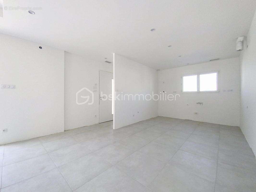 Maison à CESSENON-SUR-ORB