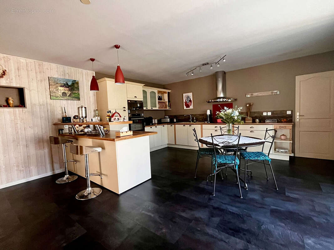 Maison à SAINTE-PAZANNE