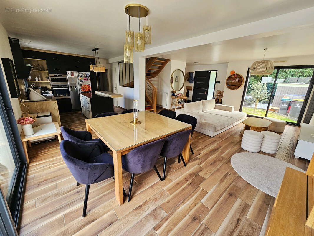 Maison à VILLECRESNES