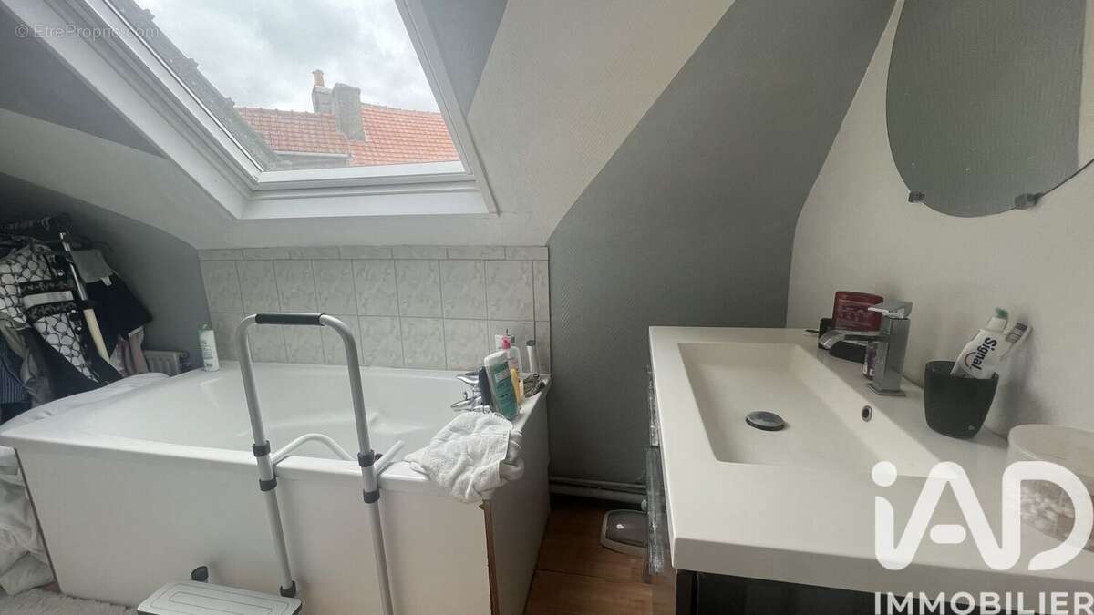 Photo 4 - Maison à CALAIS