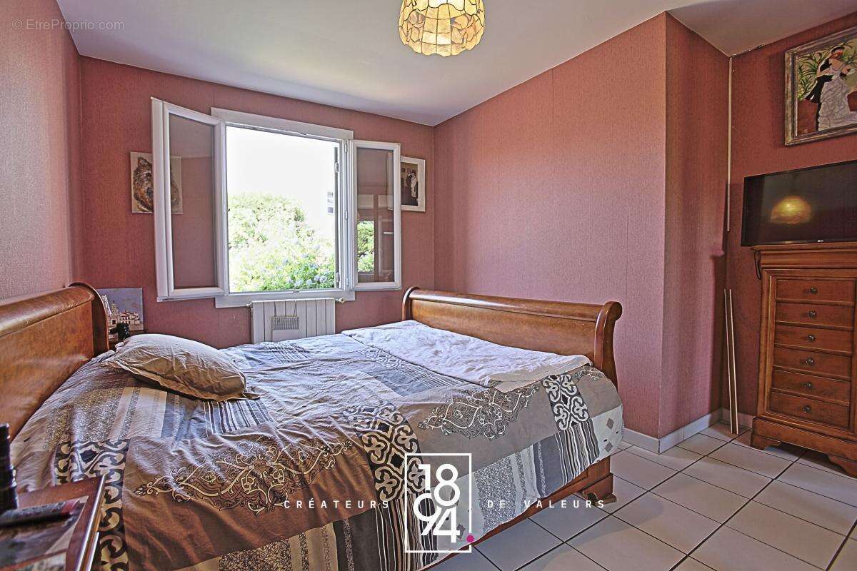 Nimes - Maison plain-pied 90 m2 avec garage - photo 6