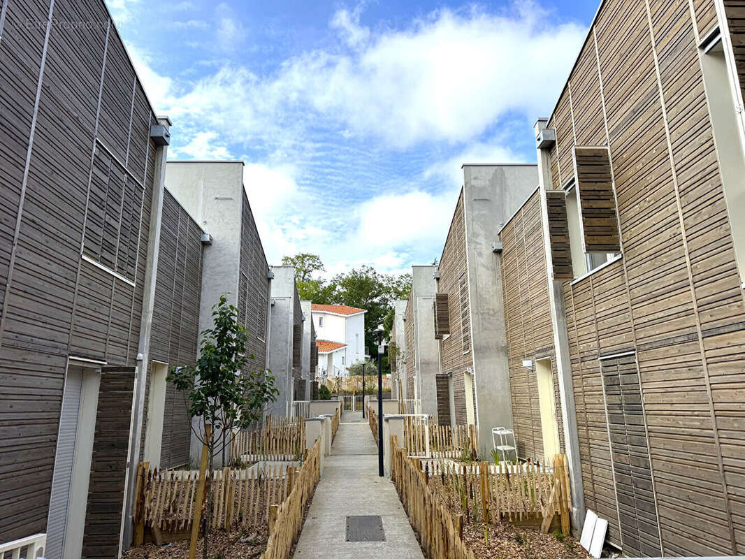 Maison à RAMONVILLE-SAINT-AGNE