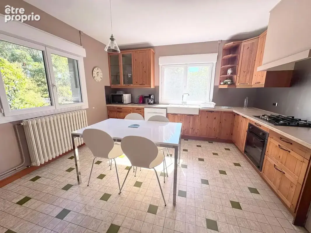 Appartement de standing de trois chambres et grande véranda en centre ville de Carcassonne - photo 5