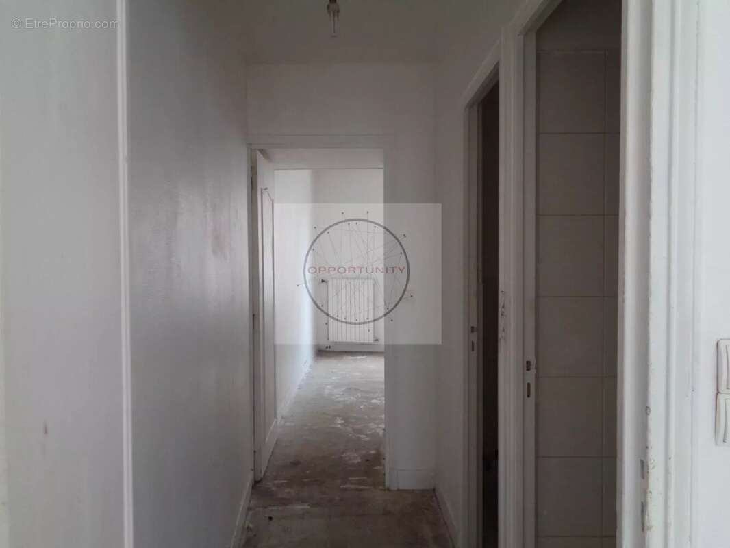 Appartement à LA FERTE-GAUCHER