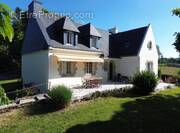 Maison à PLUHERLIN
