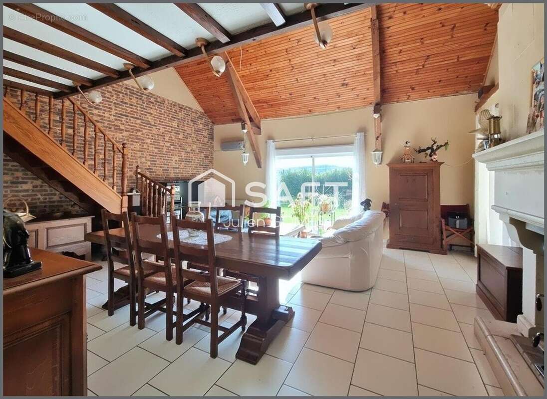 Maison 228 m² à Claye-Souilly  - photo 3