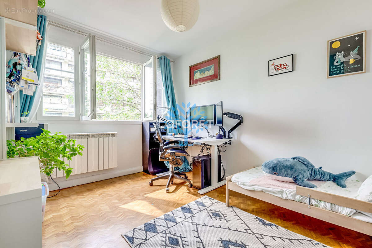 Appartement 3p 61m2 75020 Paris 4eme T3 - photo 5