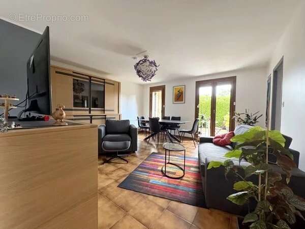 Appartement à LA MURE
