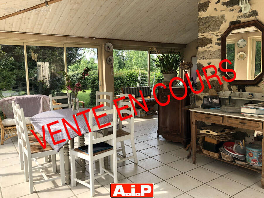 Maison à SAINT-MESMIN