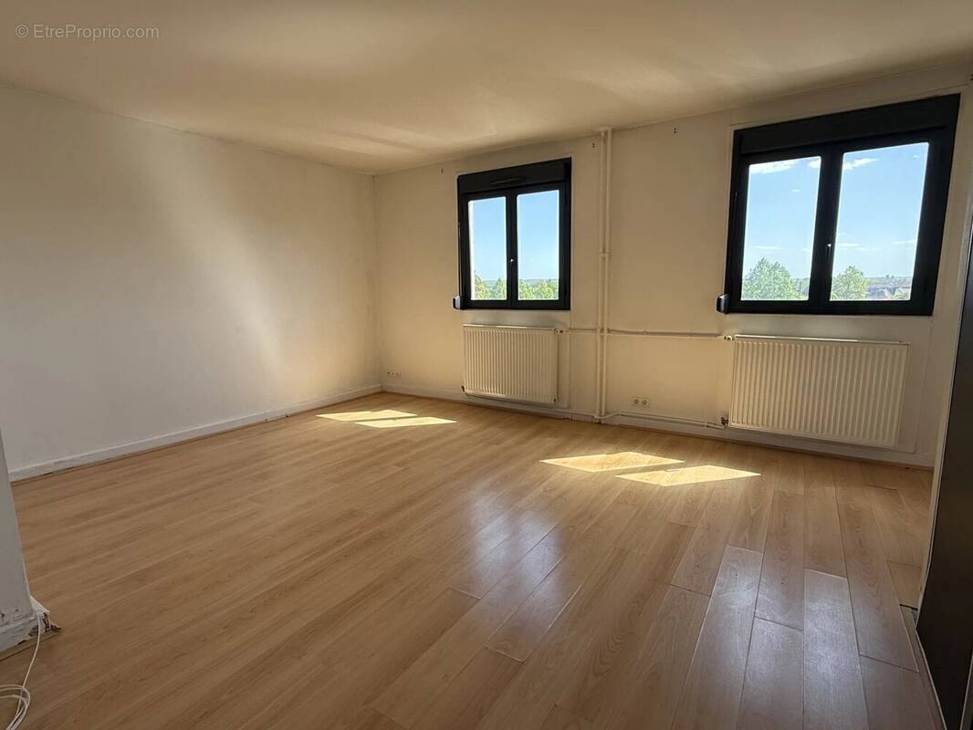 Appartement à SENS