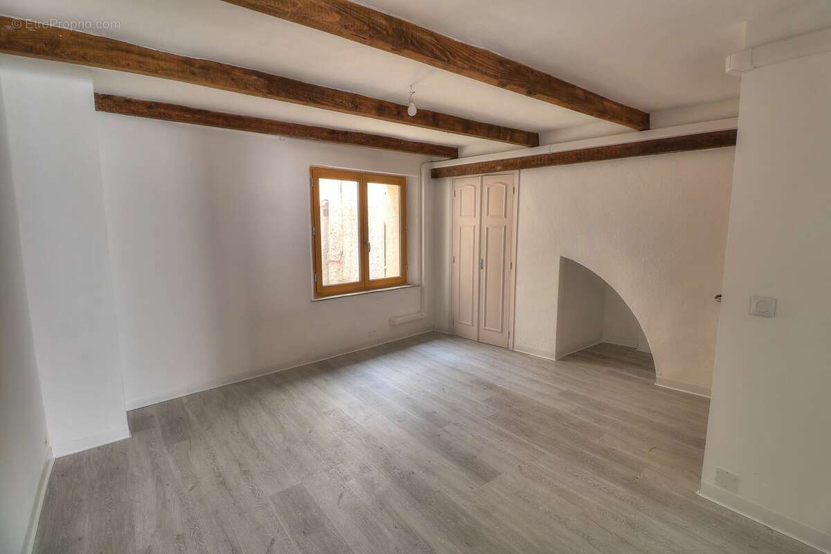 Maison à COURSEGOULES