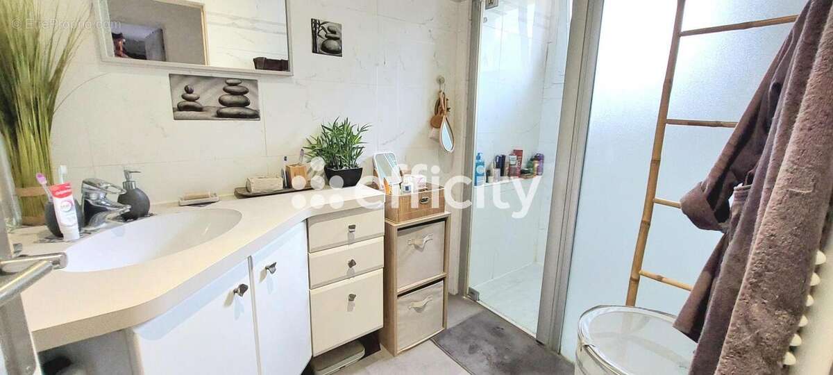 Maison à ENSUES-LA-REDONNE