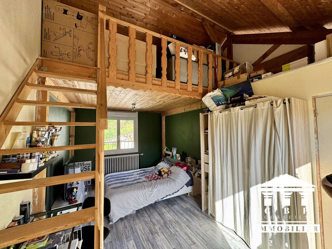 Maison à LE CREUSOT