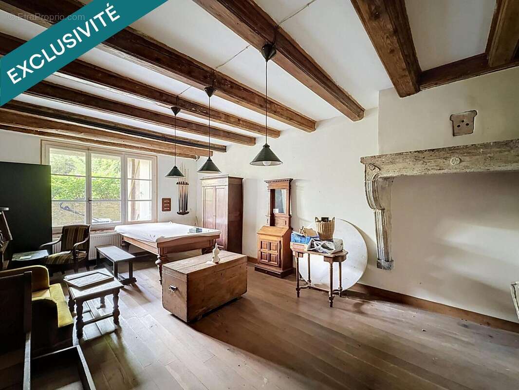 Maison 334 m² à Courcelles-Chaussy  - photo 3