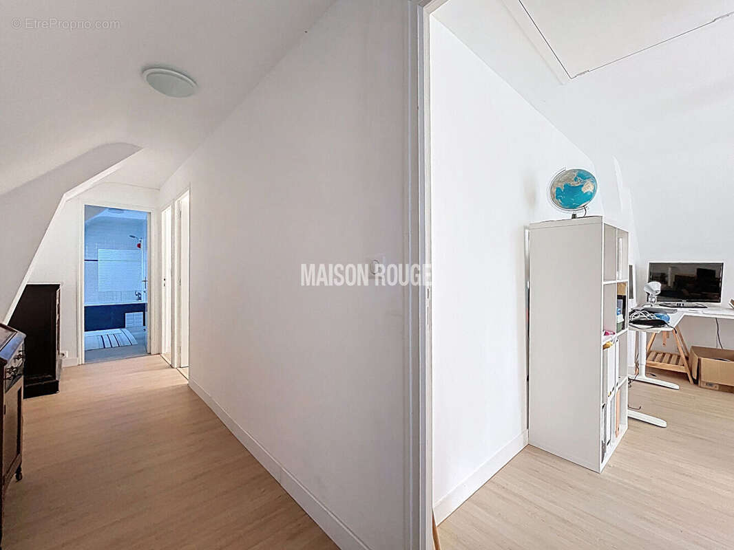 Maison à BAGUER-MORVAN