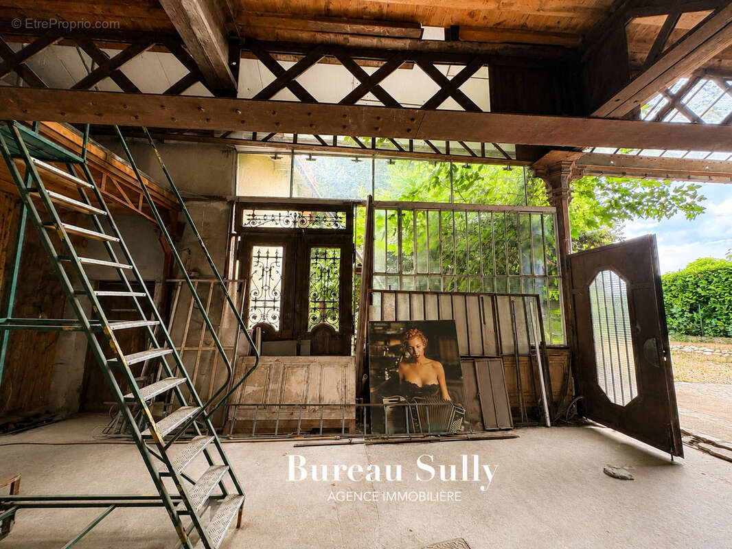Beynost 01700 Maison 235 m2  Terrain 1296 m2 & dépendances TER 18 mn Gare Part Dieu - photo 20