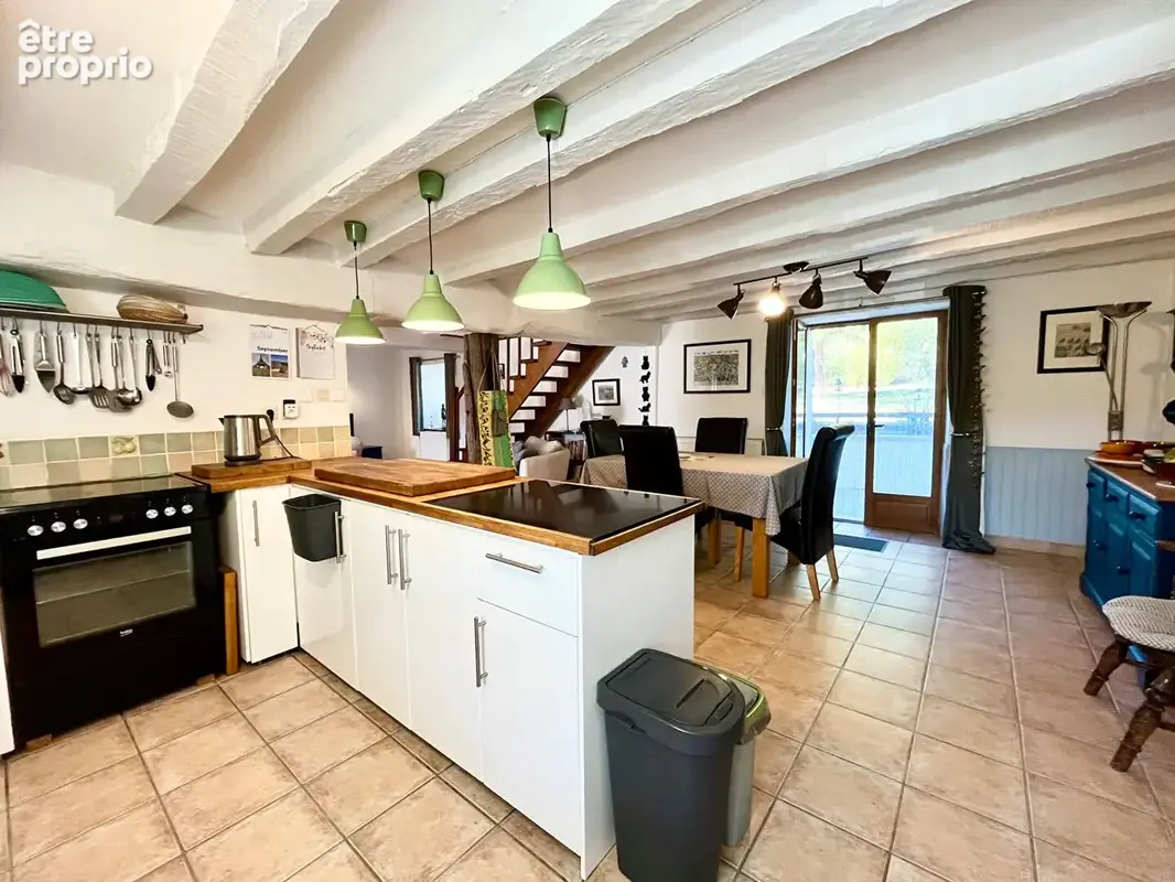 Maison Alloue 8 pièce(s) 278 m2 - photo 10