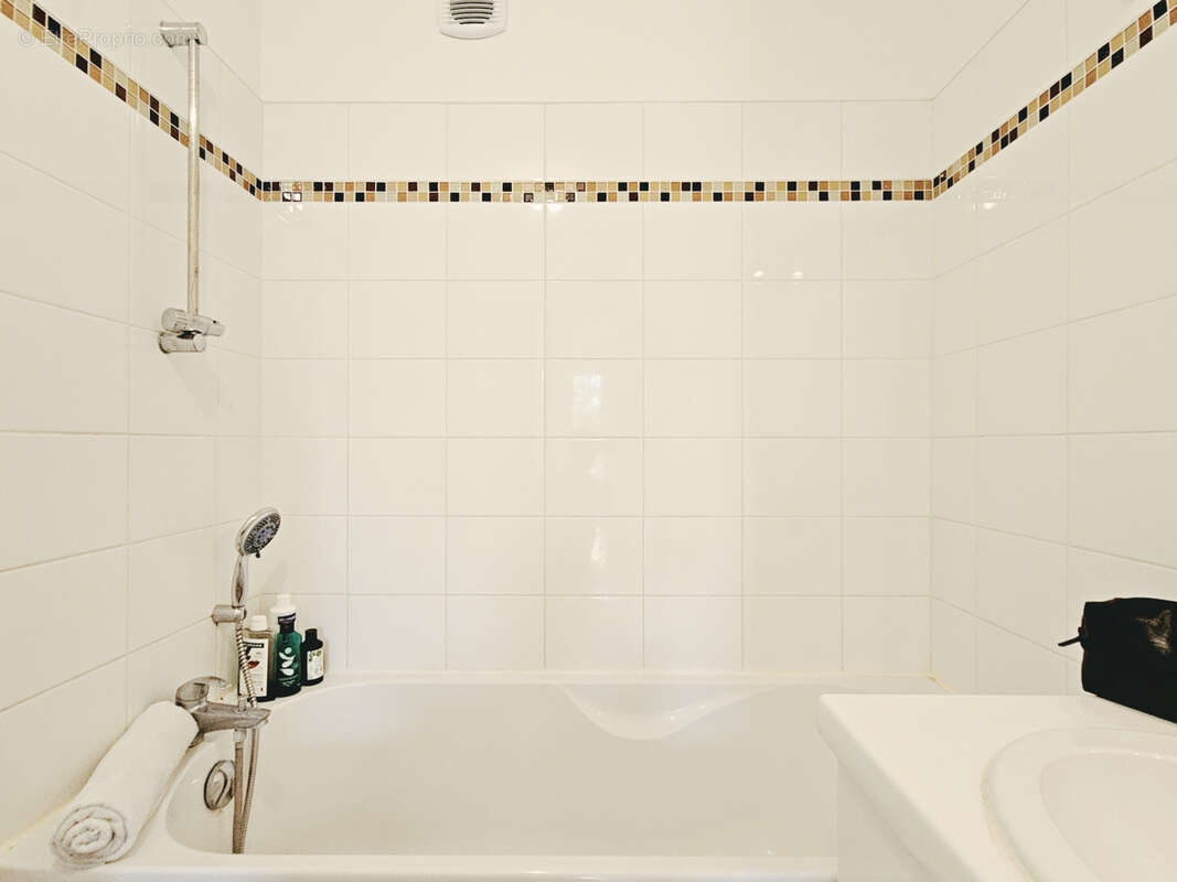 Duplex aux allures de maison / 62,25 m2 avec extérieur et parking privatif   Marly, secteur Rhonelle - photo 23