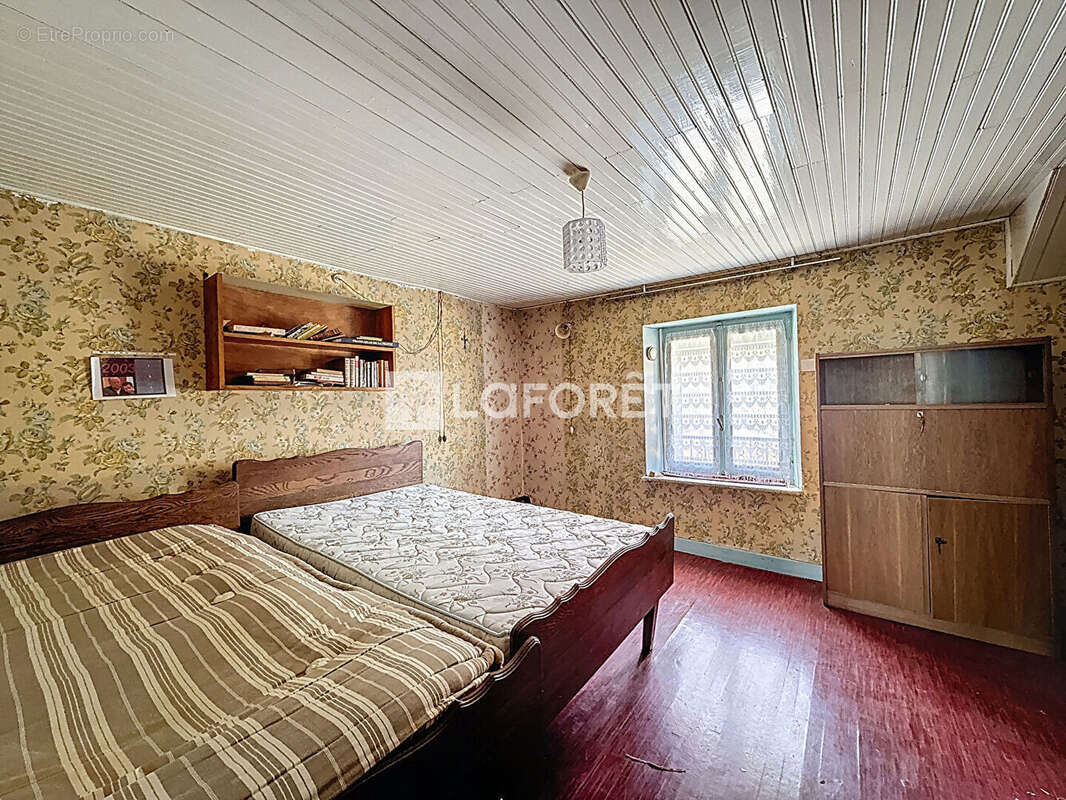 Maison à SAINT-MENGE