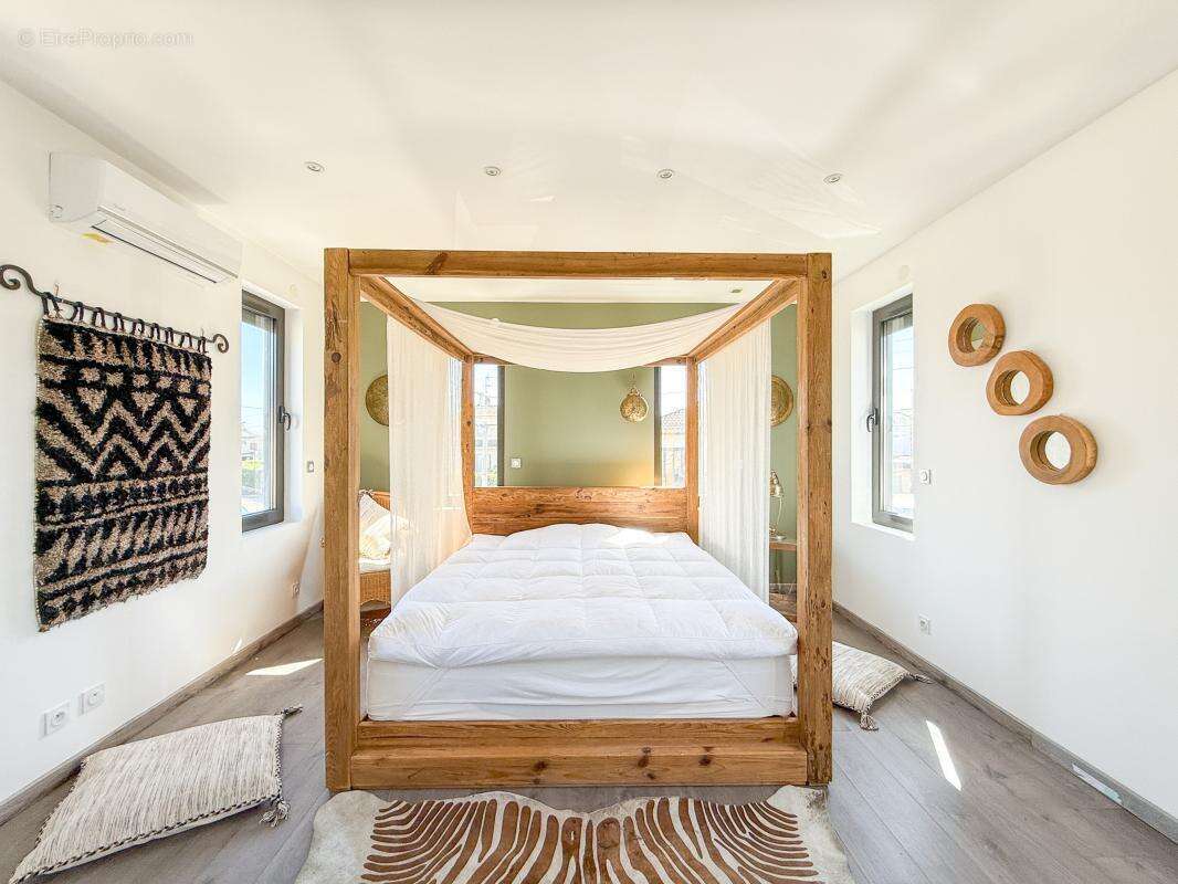 Maison à VAULX-EN-VELIN