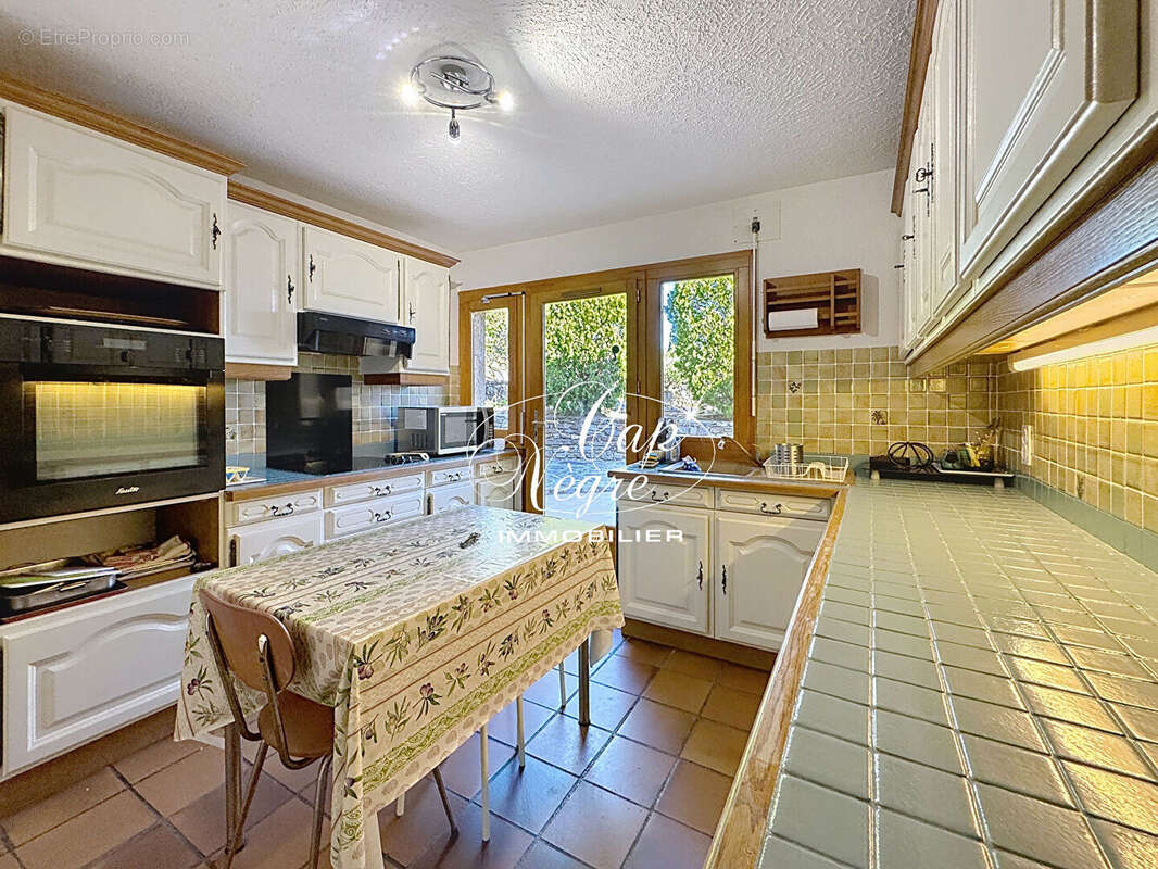 Maison à BORMES-LES-MIMOSAS