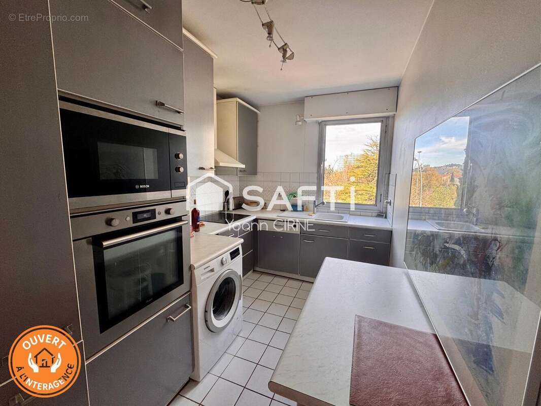 Photo 4 - Appartement à MARSEILLE-8E