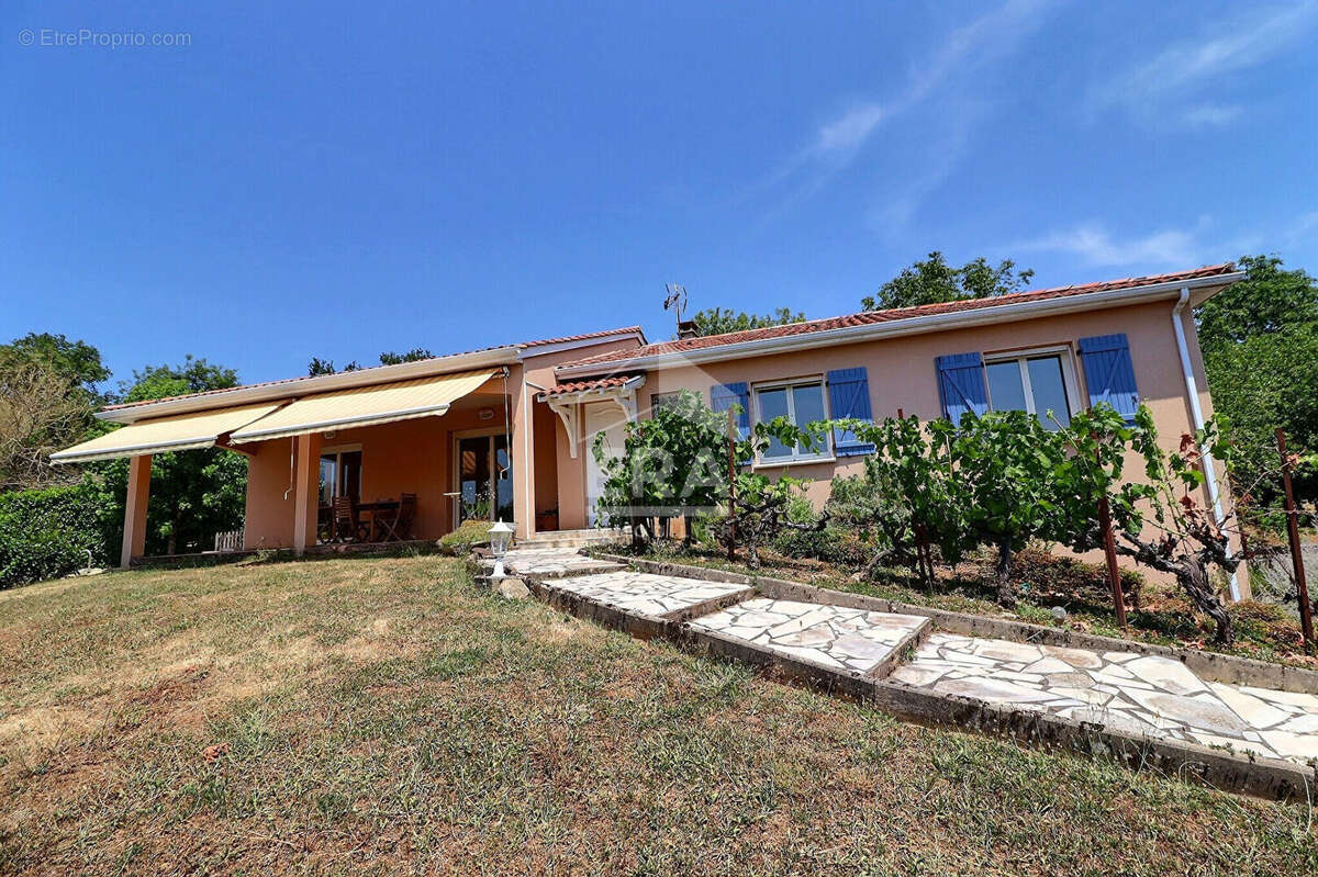 Maison de plain pied, 3 ch sur 4.000m2 de jardin - photo 2