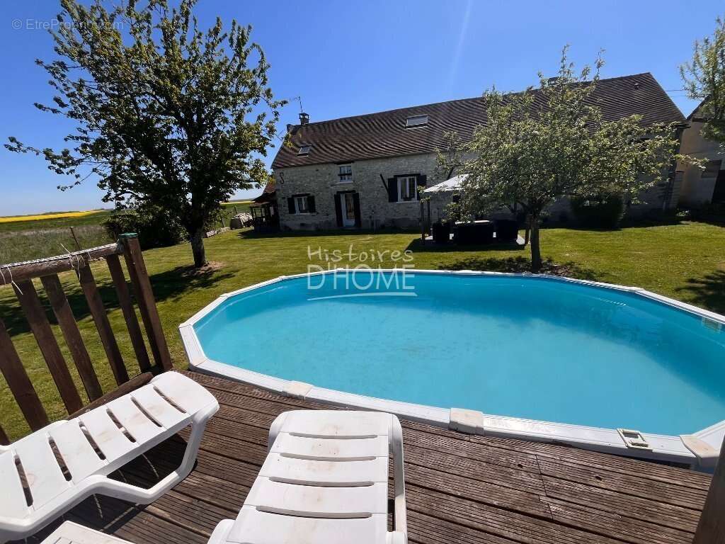 Maison à AUGERS-EN-BRIE