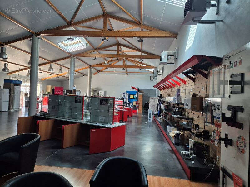 Parking à SAUVETERRE-DE-GUYENNE