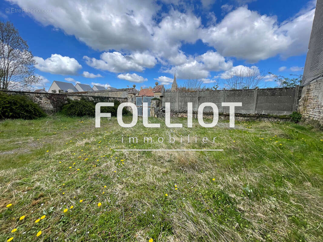 Maison à LAIZE-LA-VILLE