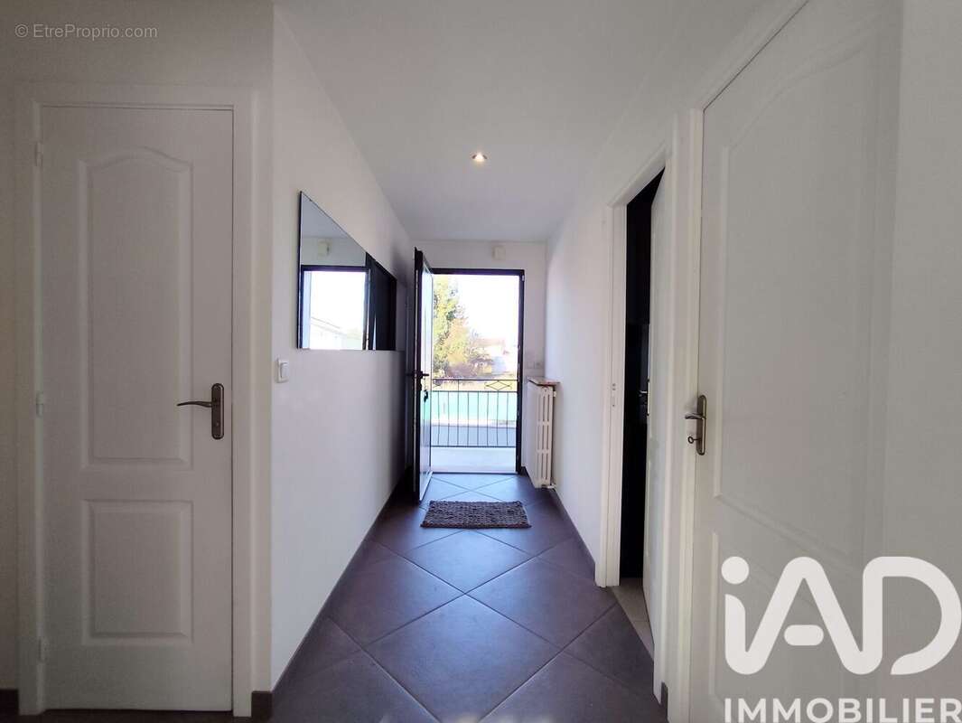 Photo 4 - Maison à SAINT-JEAN-DE-LA-RUELLE