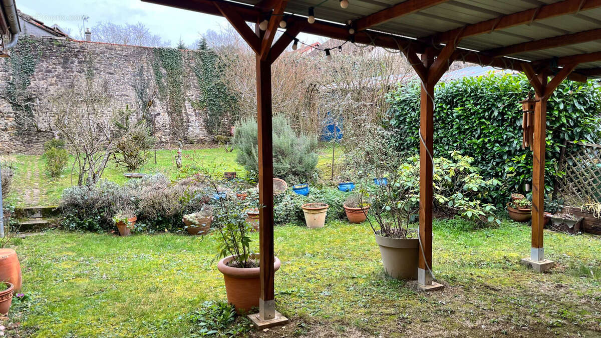 Maison à SAINT-SAUVEUR-EN-PUISAYE