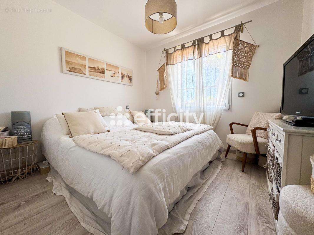 Maison 113 m² à Lege-Cap-Ferret  - photo 10